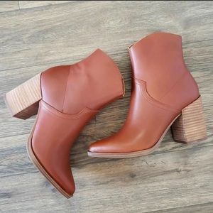 Steve Madden Cate booties size 8. Worn one time basically brand new.